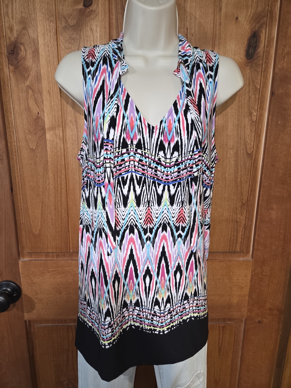 Rafaella Multicolor Print Sleeveless V-Neck Blouse with Black Hem